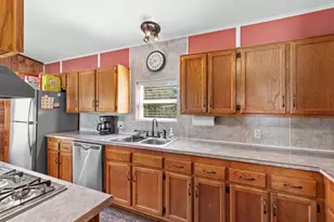 6030 Mill Ave, Wisconsin Rapids, WI 54494 - Photo 6