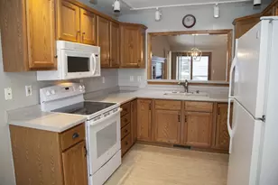 1045 Saddle Ridge, Portage, WI 53901 - Photo 10