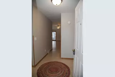 1045 Saddle Ridge, Portage, WI 53901 - Photo 6