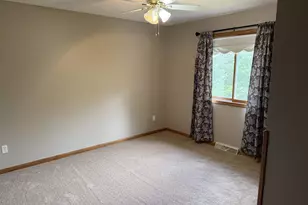 1045 Saddle Ridge, Portage, WI 53901 - Photo 20