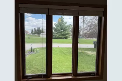 1045 Saddle Ridge, Portage, WI 53901 - Photo 8