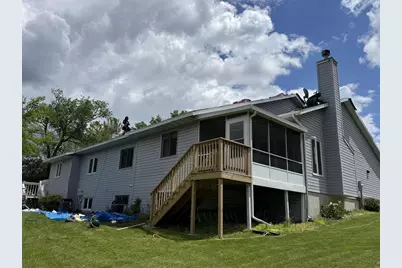 1045 Saddle Ridge, Portage, WI 53901 - Photo 4