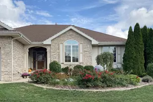 609 Meadowbrook Ln, Waunakee, WI 53597 - Photo 46