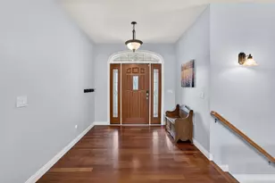 609 Meadowbrook Ln, Waunakee, WI 53597 - Photo 2