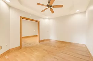 360 W Washington Ave, Madison, WI 53703 - Photo 12