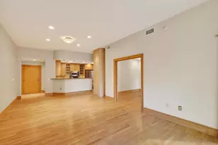 360 W Washington Ave, Madison, WI 53703 - Photo 6