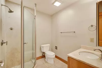 360 W Washington Avenue #105, Madison, WI 53703 - Photo 32