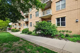 360 W Washington Ave, Madison, WI 53703 - Photo 64