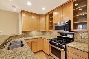 360 W Washington Ave, Madison, WI 53703 - Photo 16