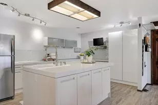 6401 Bridge Rd, Madison, WI 53713 - Photo 10