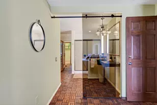 6401 Bridge Rd, Madison, WI 53713 - Photo 22