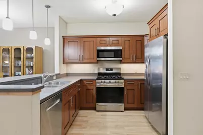 555 S Midvale Boulevard #216, Madison, WI 53711 - Photo 8