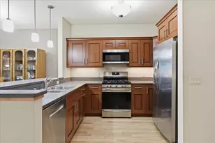 555 S Midvale Blvd, Madison, WI 53711 - Photo 8