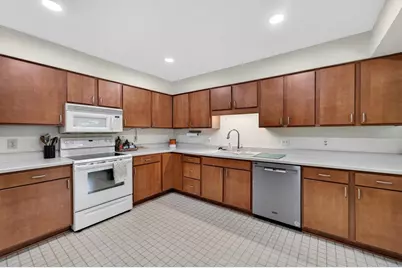 13 Oxwood Circle, Madison, WI 53717 - Photo 12