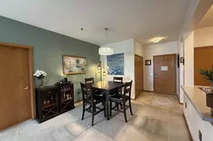 301 Harbour Town Dr, Madison, WI 53717 - Photo 10