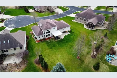 6104 Brunet Island Court, Mcfarland, WI 53558 - Photo 10