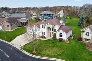 6104 Brunet Island Ct, Mcfarland, WI 53558 - Photo 4