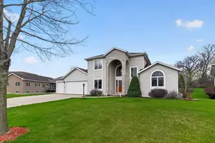 6104 Brunet Island Ct, Mcfarland, WI 53558 - Photo 2