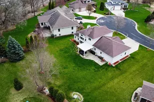 6104 Brunet Island Ct, Mcfarland, WI 53558 - Photo 10