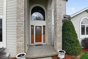 6104 Brunet Island Ct, Mcfarland, WI 53558 - Photo 12