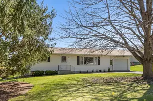105 Pine St, Ridgeville, WI 53533 - Photo 4