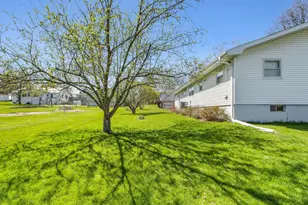 105 Pine St, Ridgeville, WI 53533 - Photo 38