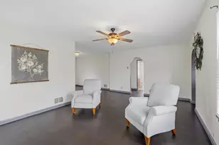 612 W Mackie St, Beaver Dam, WI 53916 - Photo 6
