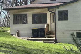 212 Center Ave, Necedah, WI 54646 - Photo 6