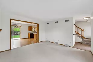 7833 Wood Reed Dr, Madison, WI 53719 - Photo 12