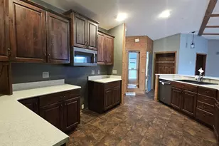 1621 Sapphire Way, Sun Prairie, WI 53590 - Photo 10