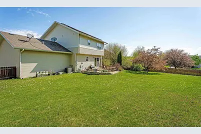 10 Banner Circle, Madison, WI 53718 - Photo 2