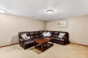 10 Banner Cir, Madison, WI 53718 - Photo 38