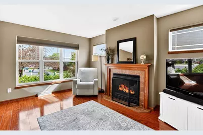 10 Banner Circle, Madison, WI 53718 - Photo 6