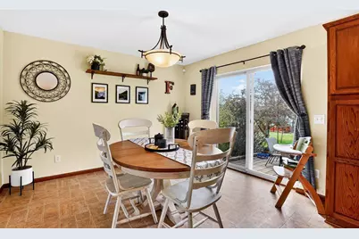 10 Banner Circle, Madison, WI 53718 - Photo 10
