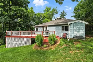W9354 Oakland Rd, Cambridge, WI 53523 - Photo 36