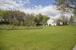 819 Spellman St, Mount Horeb, WI 53572 - Photo 36