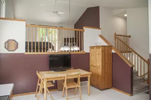 819 Spellman St, Mount Horeb, WI 53572 - Photo 10