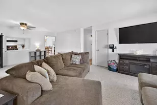 4389 Curry Ln, Windsor, WI 53598 - Photo 8