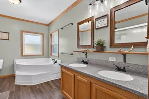 688 Bliven Rd, Edgerton, WI 53534 - Photo 24