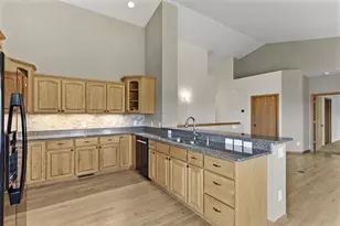 2934 Winter Park Pl, Madison, WI 53719 - Photo 6