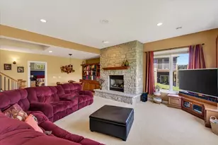 1053 Winged Foot Dr, Oregon, WI 53575 - Photo 40