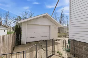 338 N Ludington St, Columbus, WI 53925 - Photo 18