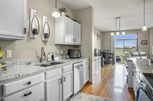 1028 20th St, Prairie Du Sac, WI 53578 - Photo 18