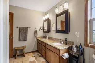 1028 20th St, Prairie Du Sac, WI 53578 - Photo 32