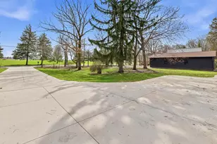 W1484 Spring Grove Rd, Ripon, WI 54971 - Photo 6