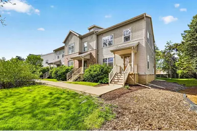 2896 Seminole Highway #7, Fitchburg, WI 53711 - Photo 4