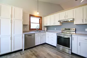 804 Whispering Way, Cottage Grove, WI 53527 - Photo 10