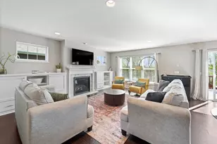 427 Sugar Maple Ln, Madison, WI 53593 - Photo 4