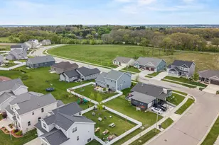 1317 Black Stallion Dr, Madison, WI 53718 - Photo 78