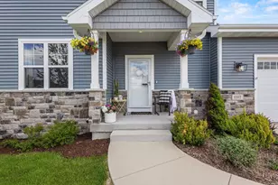 1317 Black Stallion Dr, Madison, WI 53718 - Photo 8